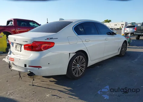2019 BMW 530I z USA, uszkodzony, nr VIN WBAJA5C55KBX87716